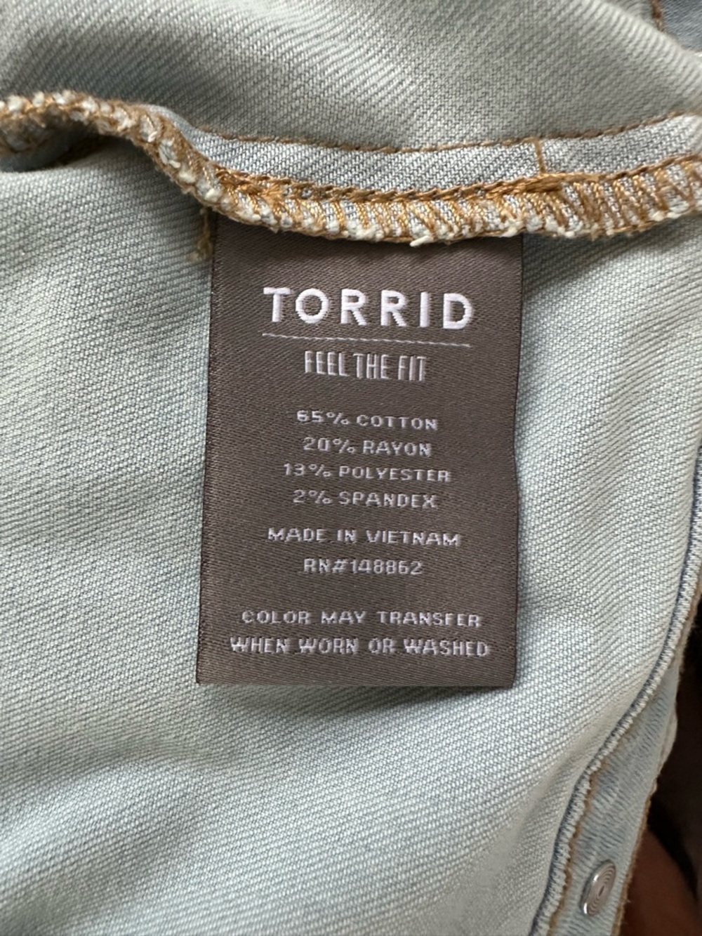Torrid Size 4 Vintage Wash Denim Trucker Jacket Plus Size Faded Light Blue - Picture 9 of 13